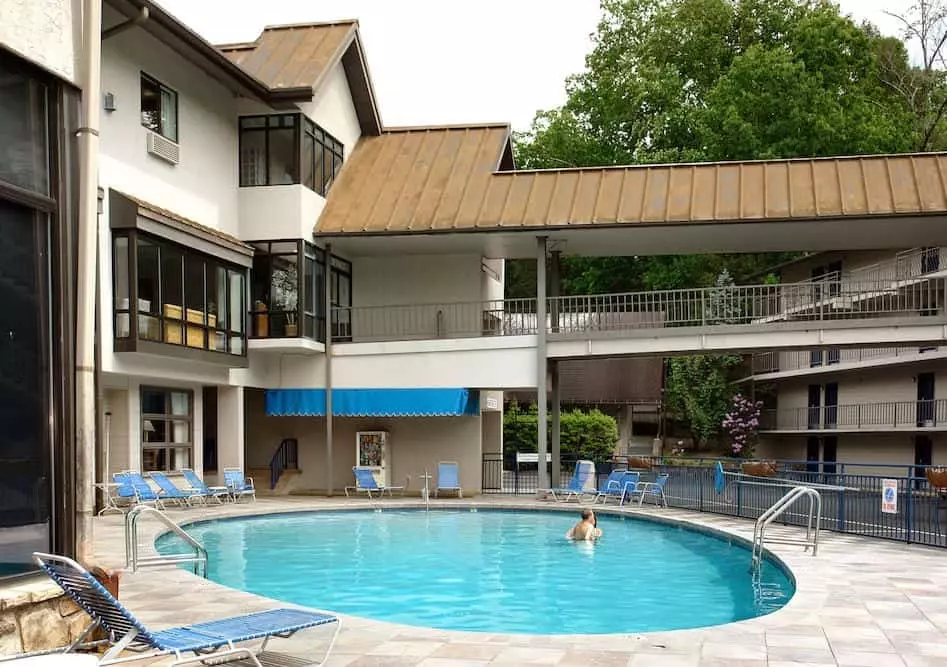 4 Reasons Why Guests Love the Location of Our Hotel in Gatlinburg TN