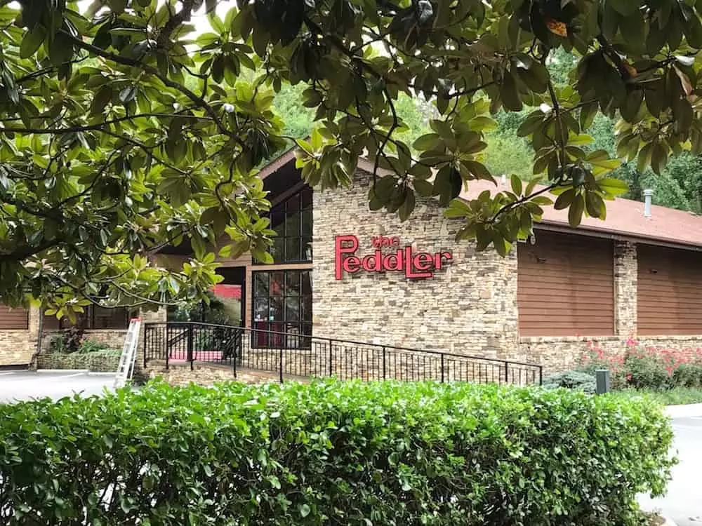 5 of the Best Dinner Restaurants near Our Hotel in Gatlinburg TN