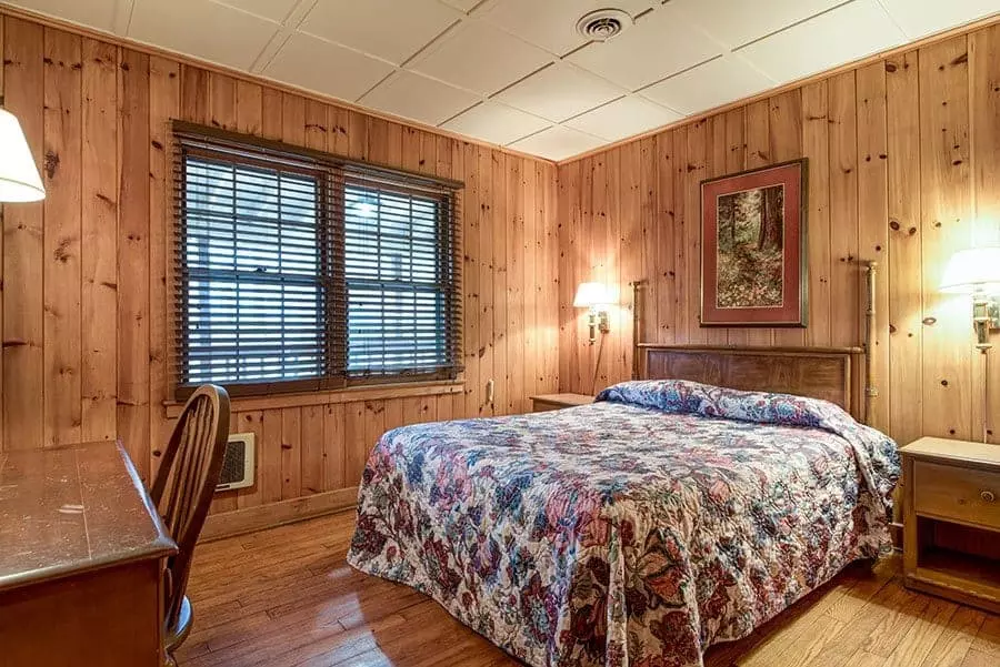 Top 4 Reasons Large Groups Love Our Downtown Gatlinburg Hotel