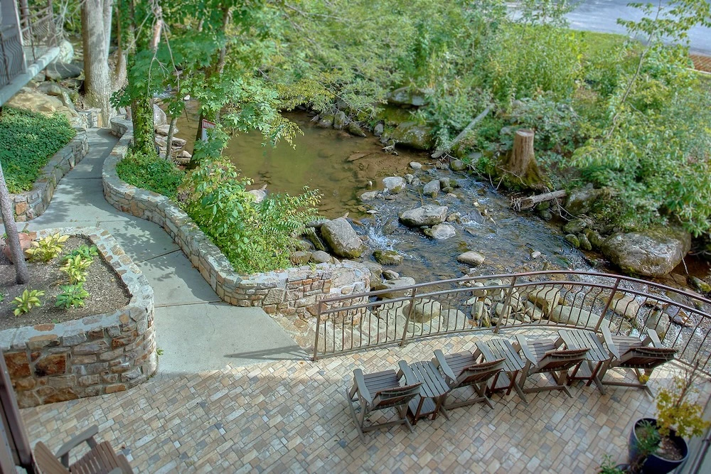 4 Relaxing Things to Do at Sidney James in Gatlinburg