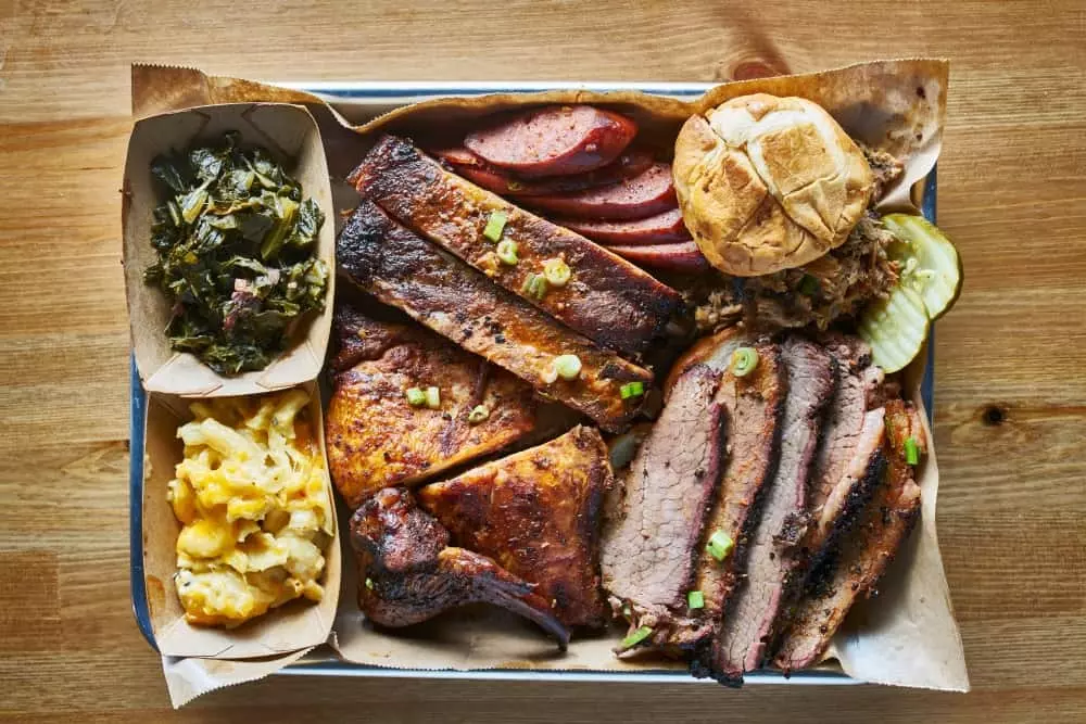 Top 6 Local Restaurants in Gatlinburg You Have to Try