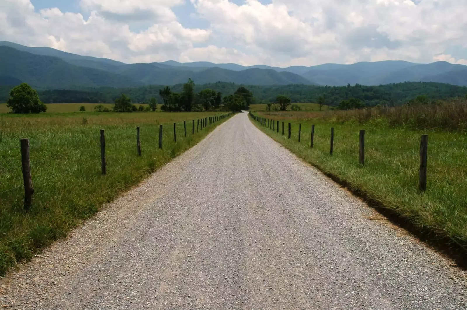 5 Reasons to Visit Cades Cove in the Smoky Mountains