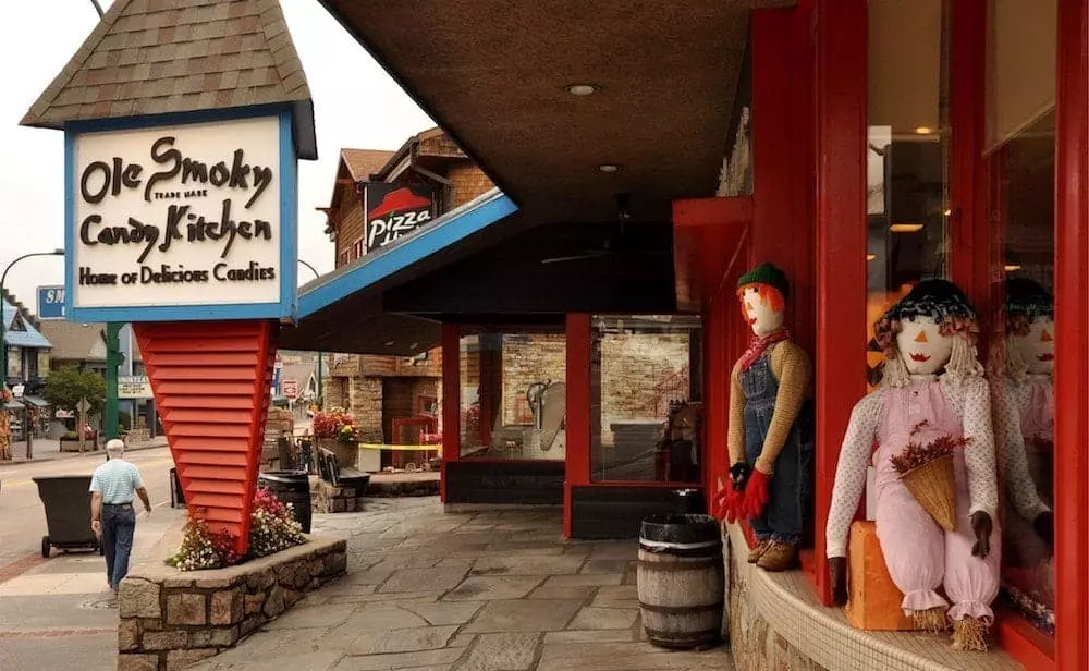 5 Gatlinburg Fudge Shops You Need to Visit