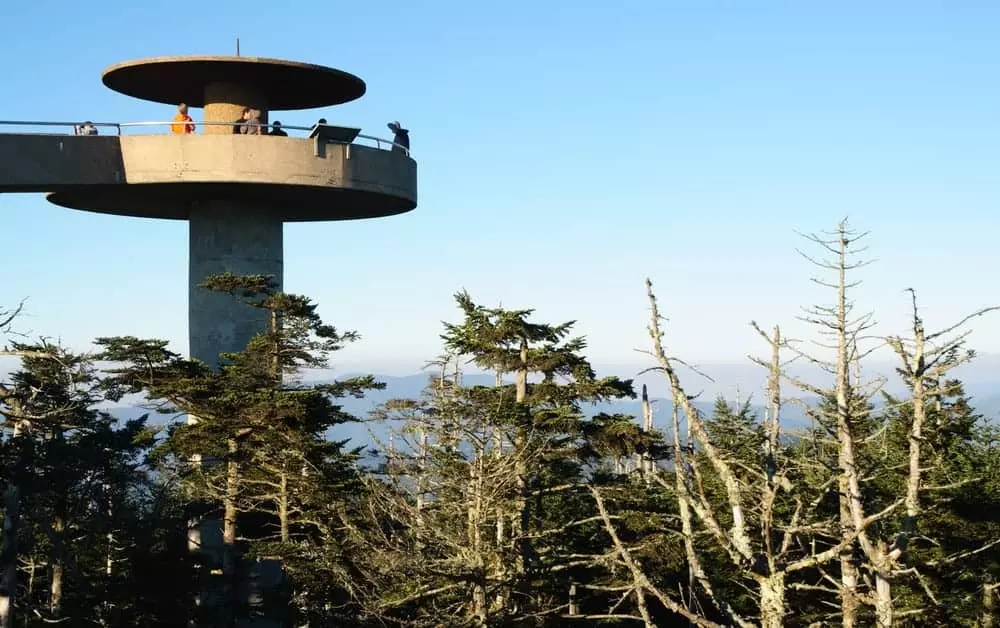 Observation tower at kuwohi (Clingmans Dome)