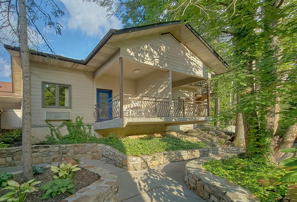 Area-behind-Gatlinburg-cabin
