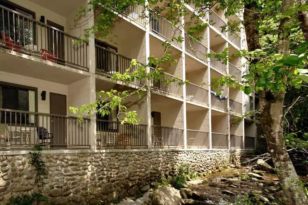 4 Ways to Enjoy the Outdoors at Our Downtown Gatlinburg Hotel