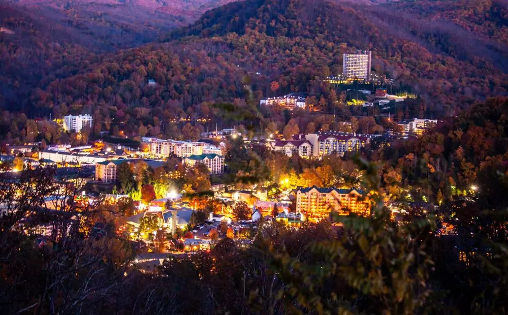 4 Romantic Things to Do in Gatlinburg on Your Next Vacation