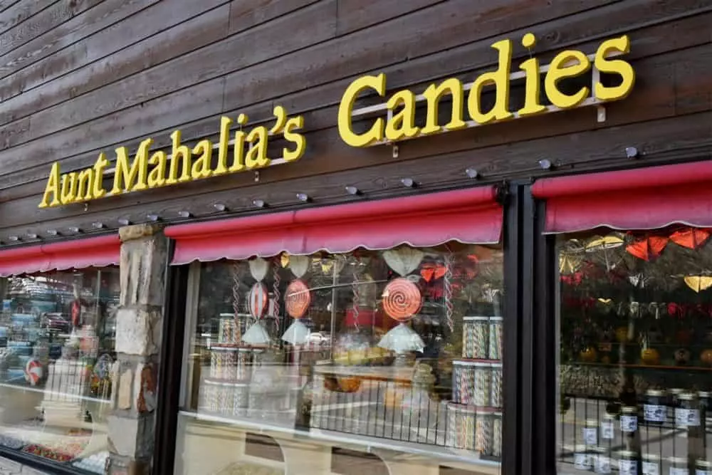 Top 5 Gatlinburg Candy Shops You Should Visit