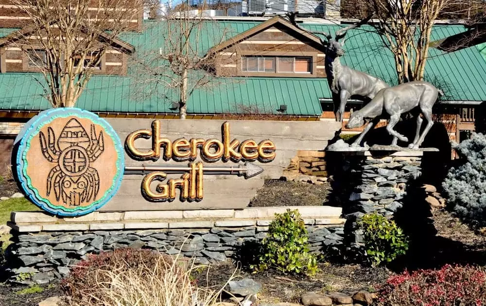 5 of the Best Places to Eat in Gatlinburg With Your Kids