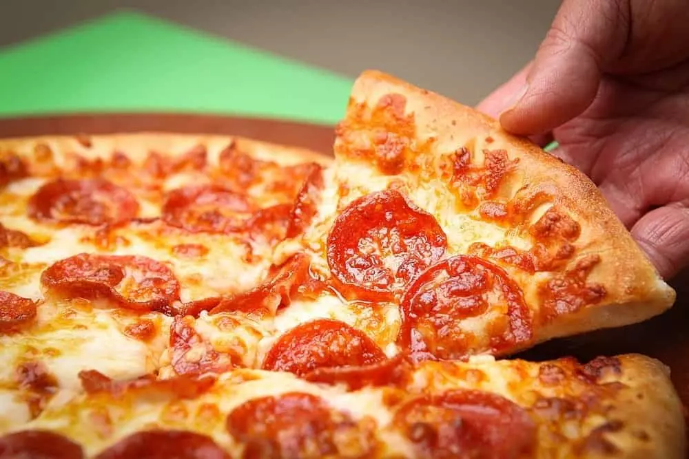 Top 4 Places Where You Can Order Pizza Delivery in Gatlinburg