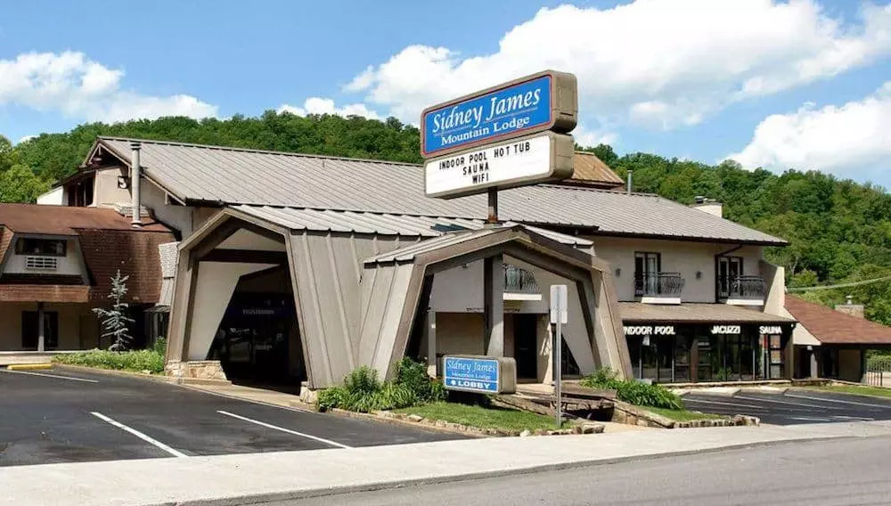 4 Reasons to Stay in Our Family Owned Motel in Gatlinburg TN