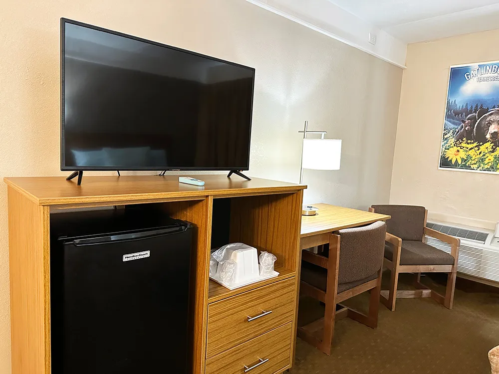 Double Queen Creekside With Balcony Rooms