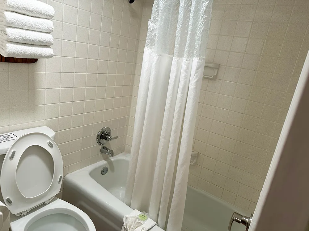 Double Queen Creekside With Balcony Rooms