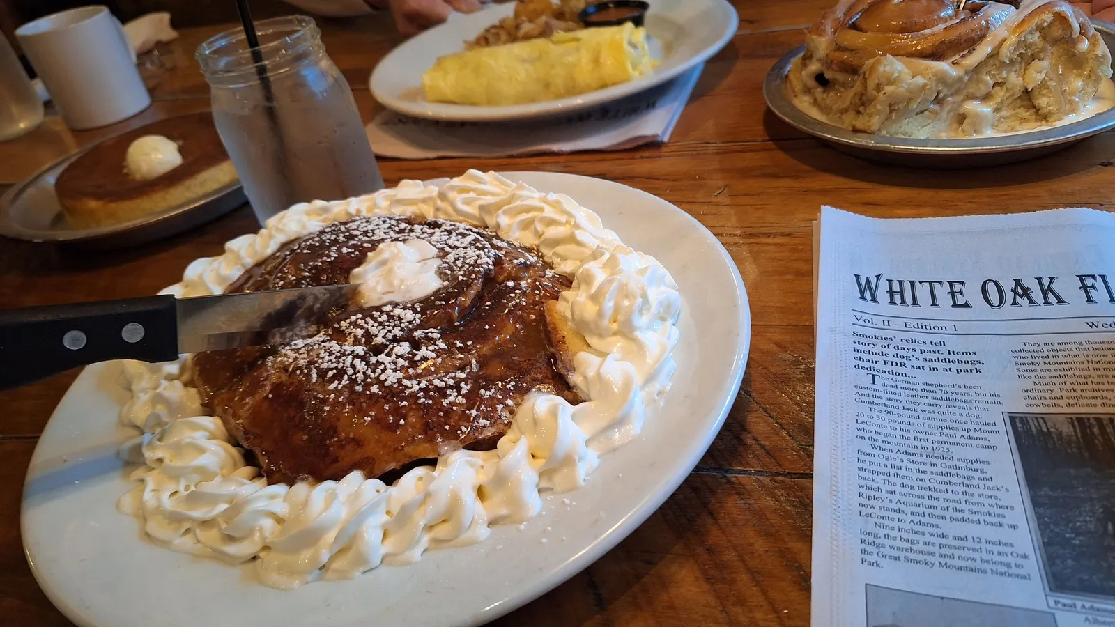 crocketts gatlinburg breakfast